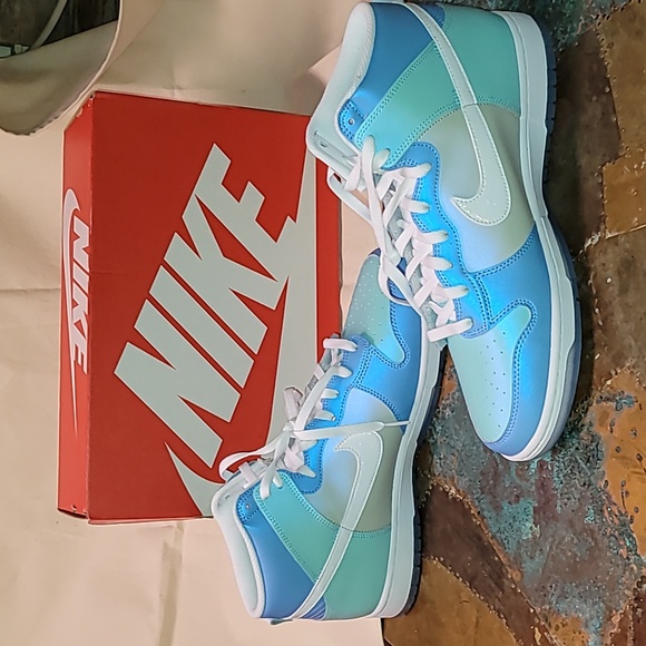 Nike Dunk Hi. I GOT NEXT. Brand New Never worn.  W/Matching Tee. Size 13 - Picture 9 of 16